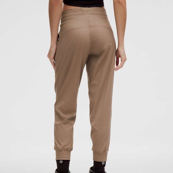Lululemon Dance Studio Jogger, Size 6 - Picture 5 of 6
